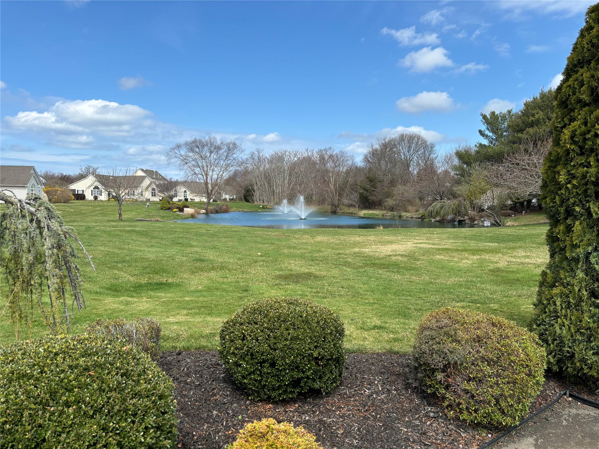1404 Pebble Beach Path, Riverhead, New York image 32