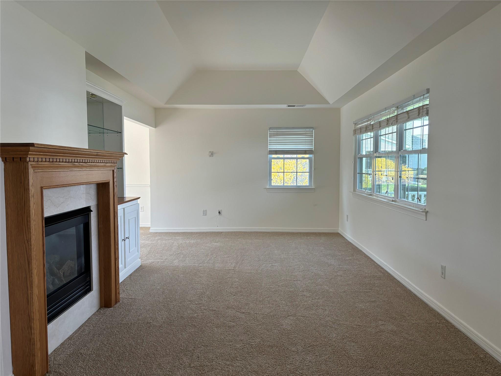 1404 Pebble Beach Path, Riverhead, New York image 5