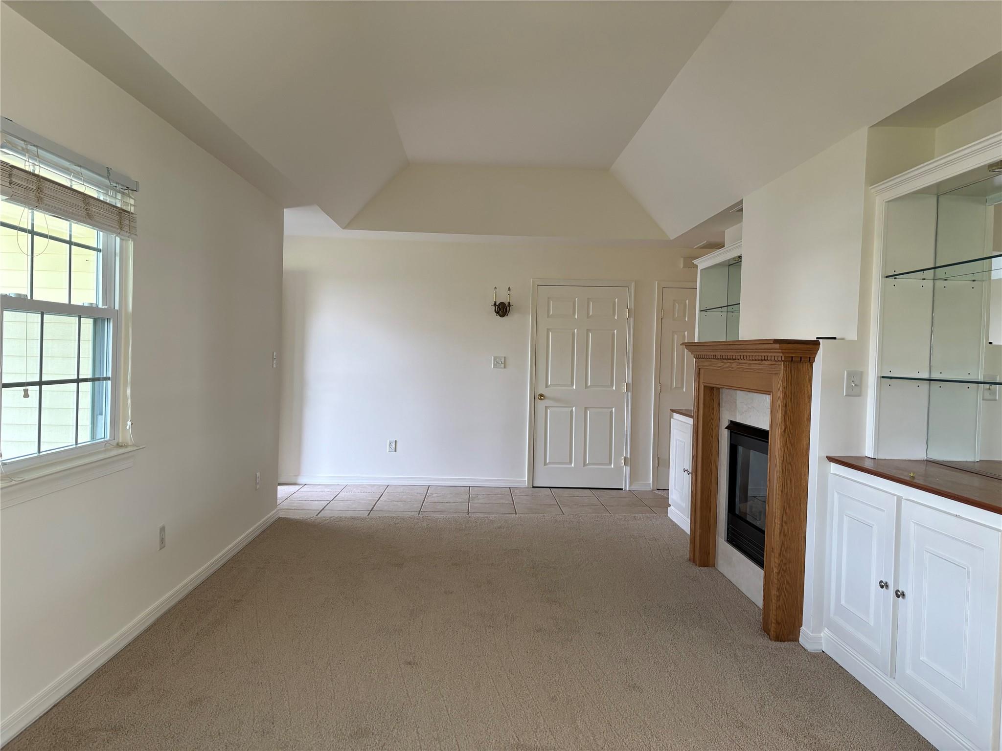 1404 Pebble Beach Path, Riverhead, New York image 6