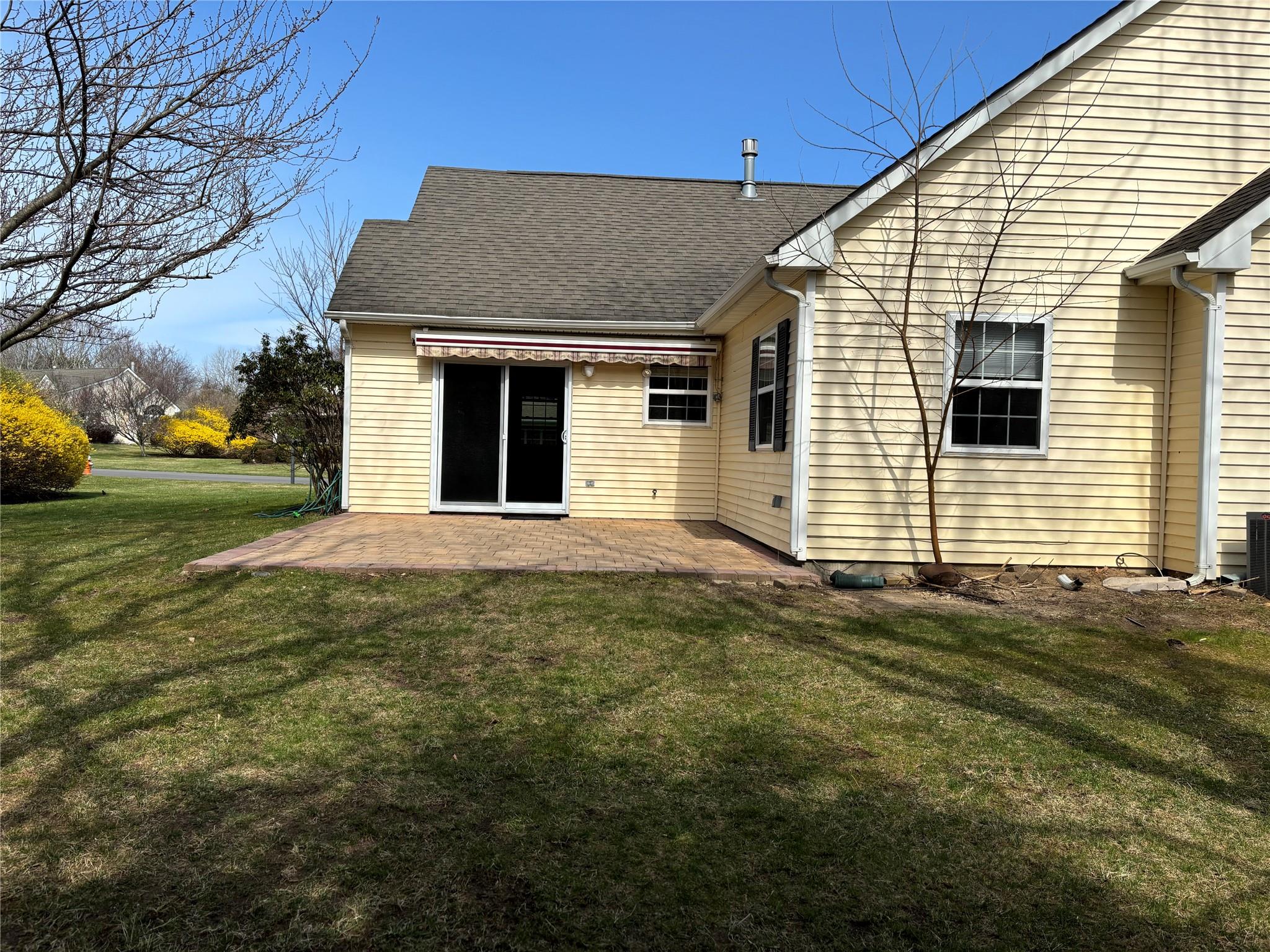 1404 Pebble Beach Path, Riverhead, New York image 25