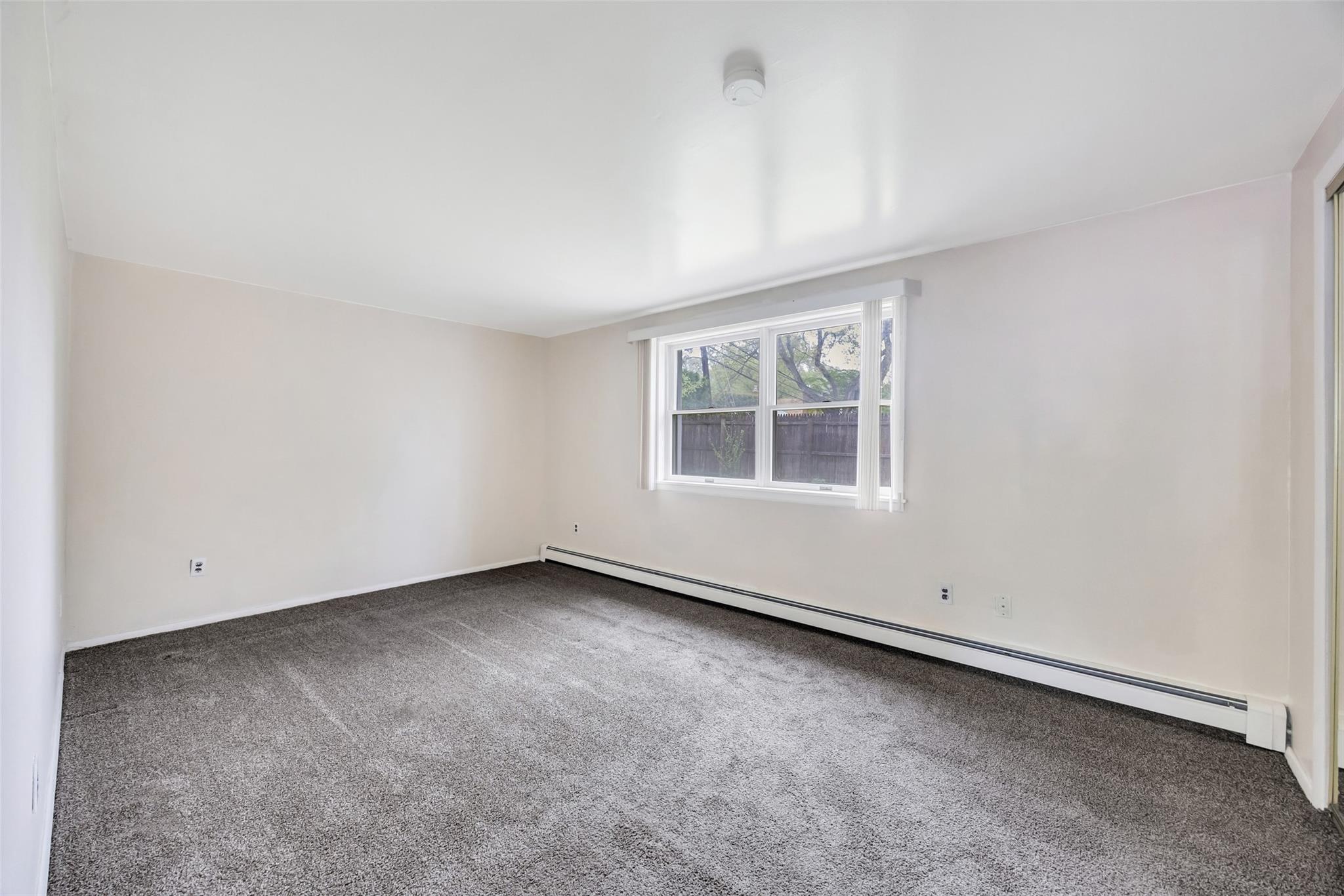 11 Rensselaer Drive, Commack, New York image 44