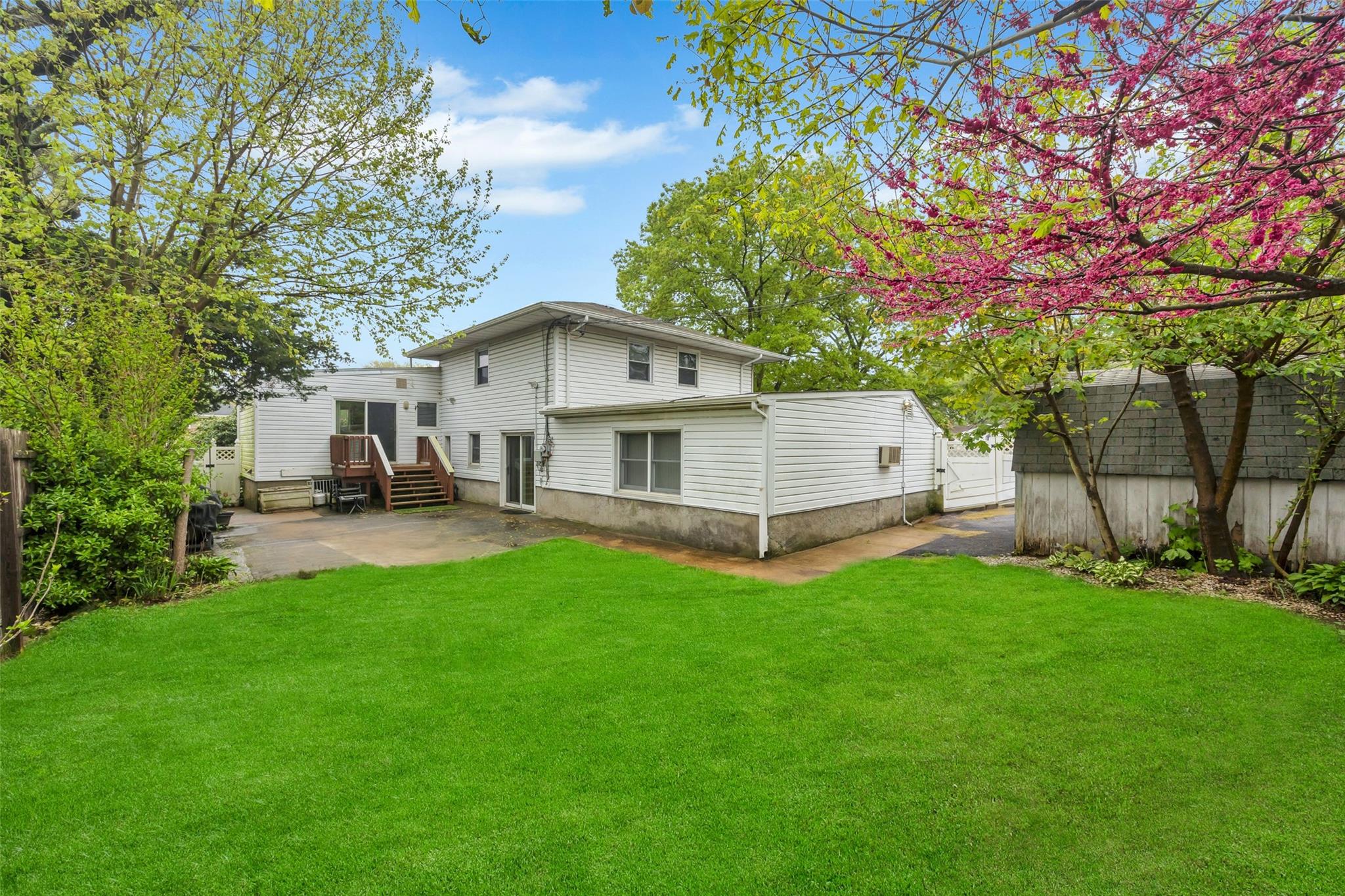 11 Rensselaer Drive, Commack, New York image 45