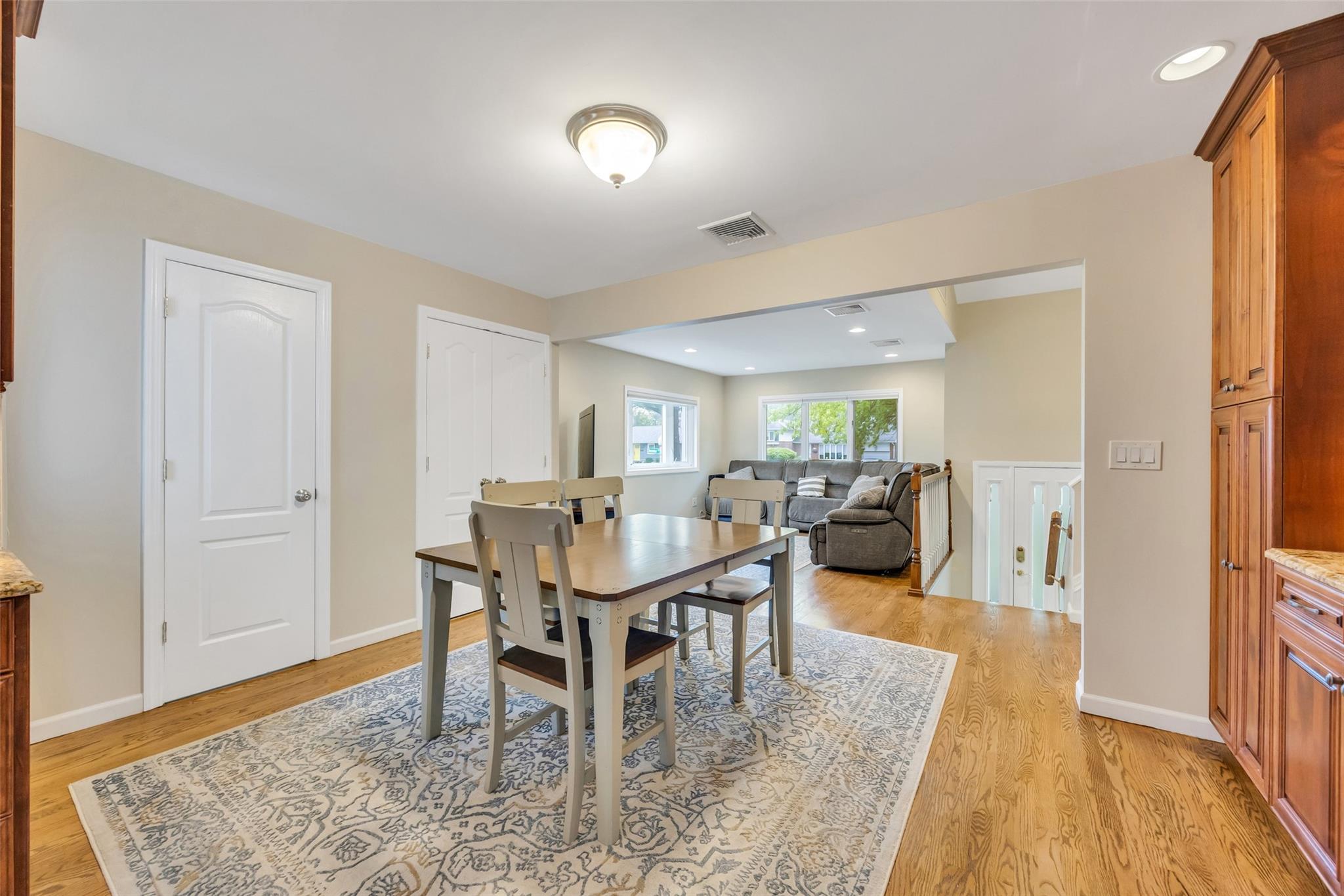 11 Rensselaer Drive, Commack, New York image 13