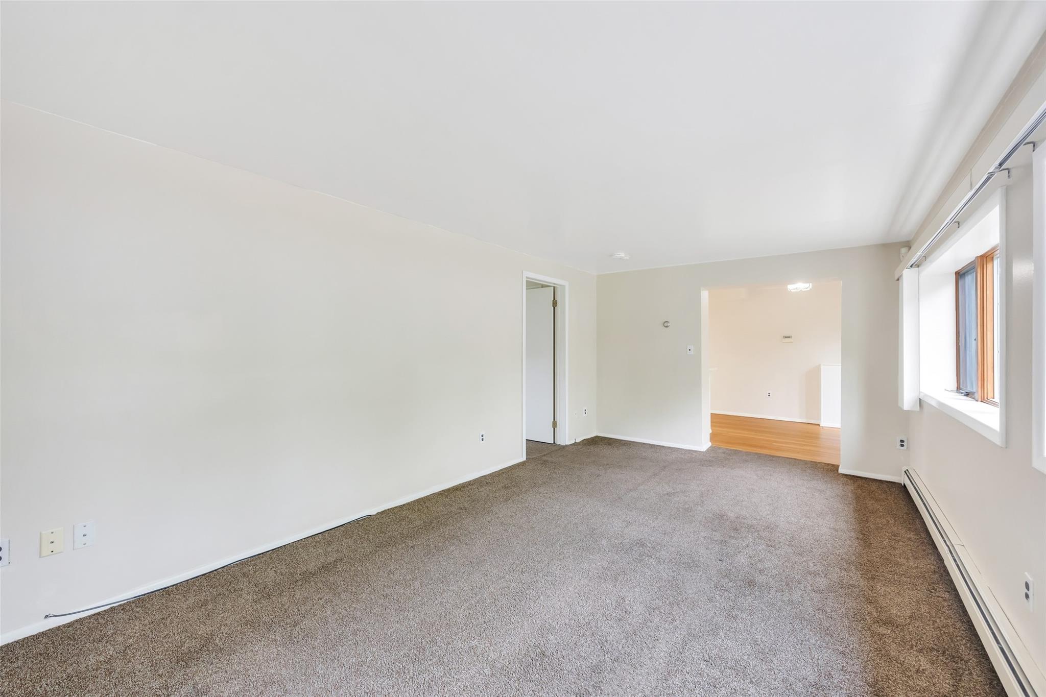 11 Rensselaer Drive, Commack, New York image 39