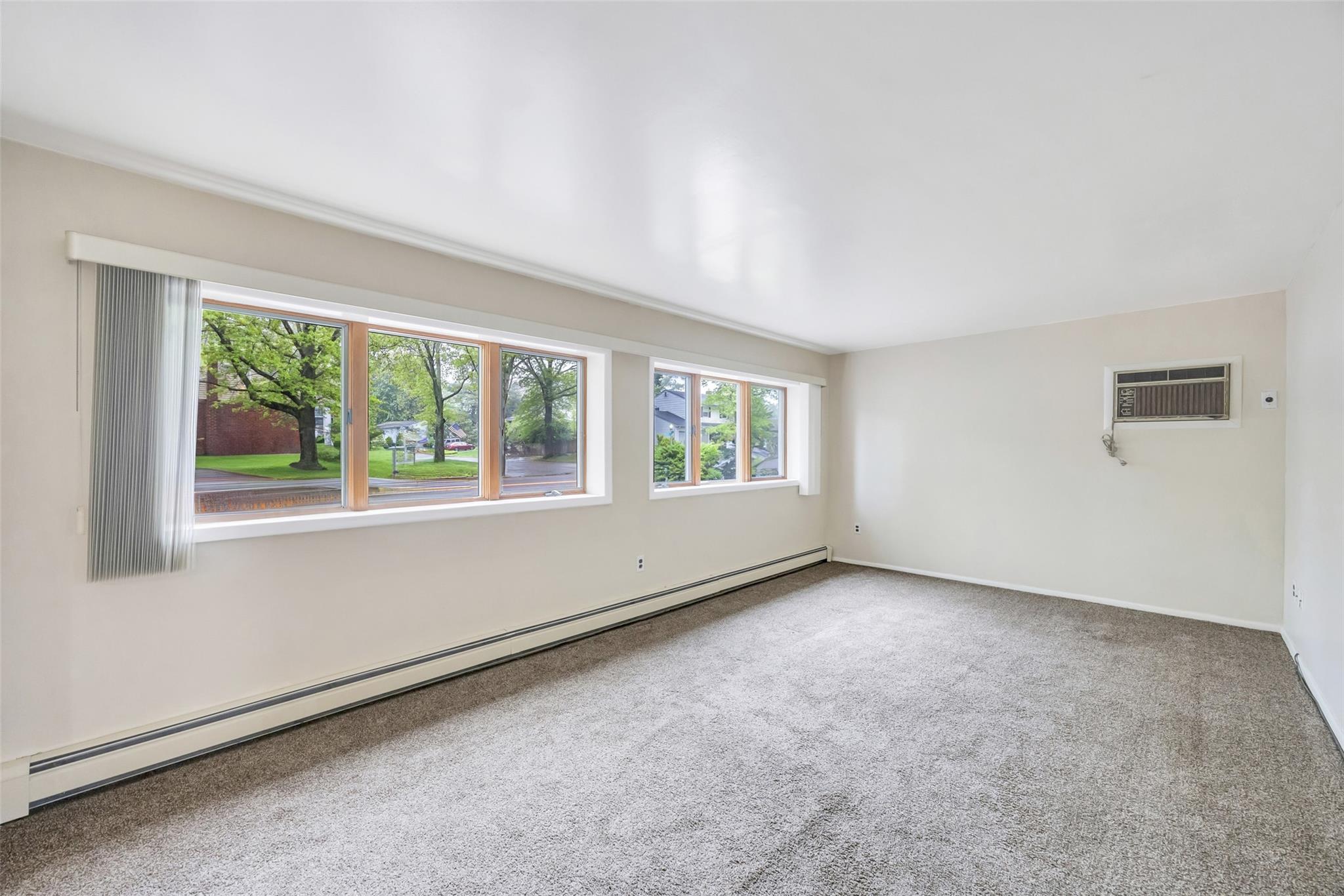 11 Rensselaer Drive, Commack, New York image 41