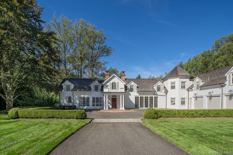 Photo of Lloyd Neck, NY 11743 (MLS # 920278)