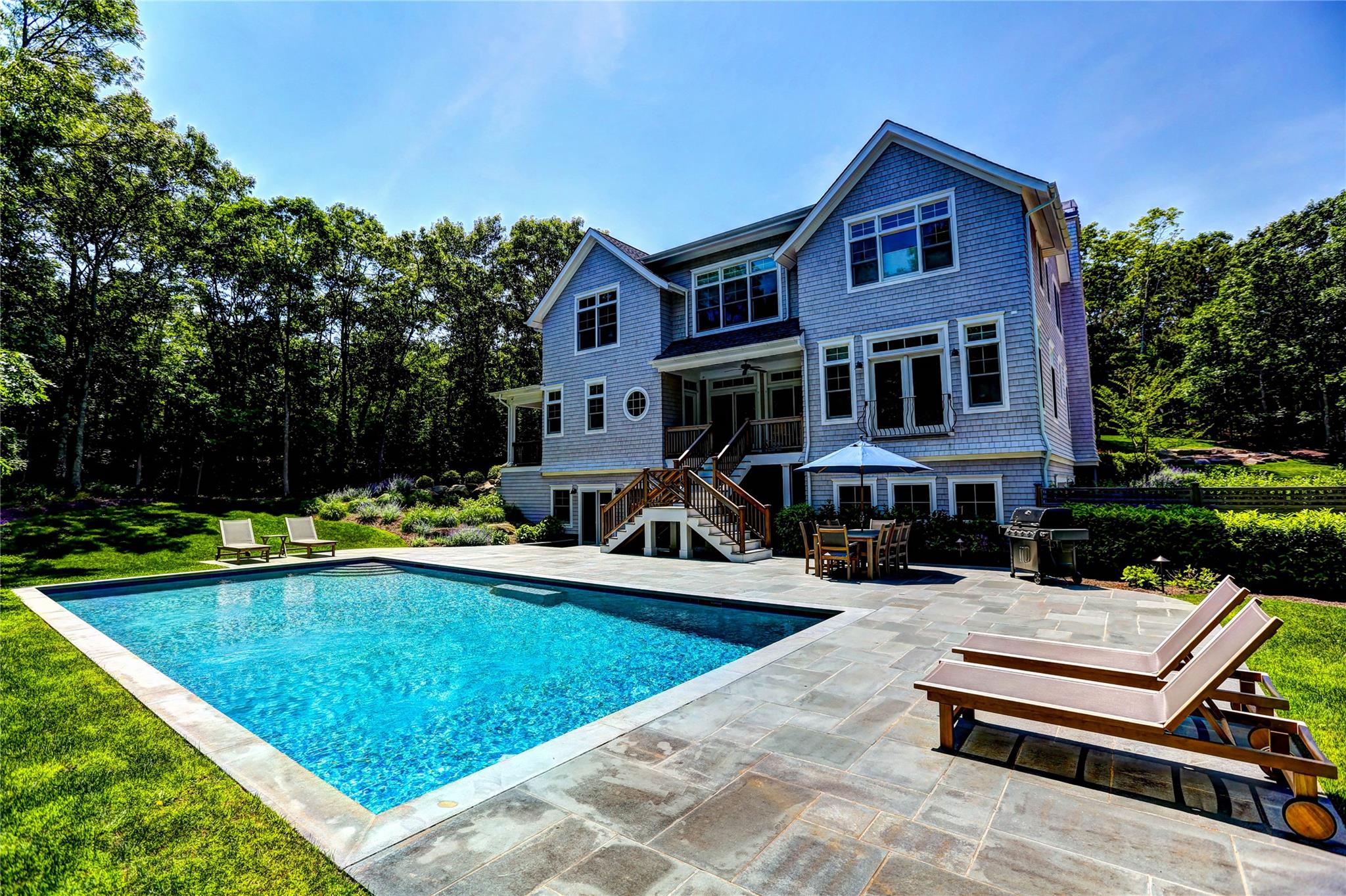 1 Park Avenue Ave, Southampton, New York image 2