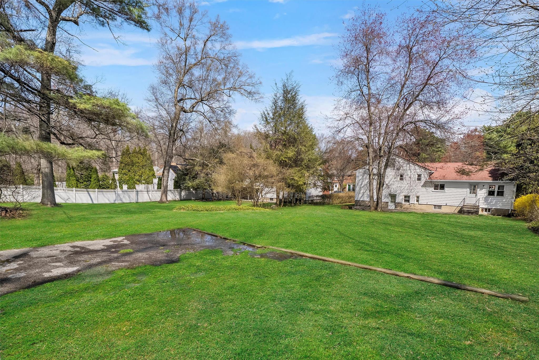 193 Pinewood Road, Hartsdale, New York image 36