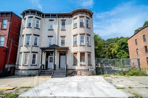 Multifamily For Sale - 347 Liberty Street<br/> Newburgh, NY 12550