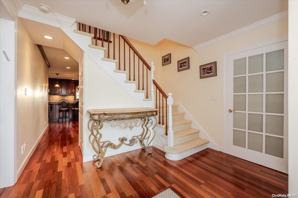 Hempstead, New York 11509, United States, 3 Bedrooms Bedrooms, ,3 BathroomsBathrooms,Residential,Active,29458