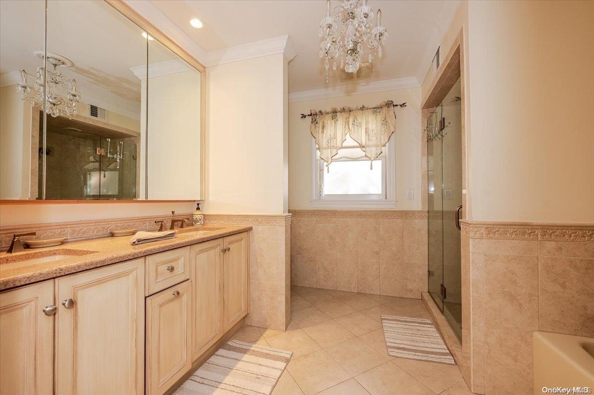 Hempstead, New York 11509, United States, 3 Bedrooms Bedrooms, ,3 BathroomsBathrooms,Residential,Active,29458