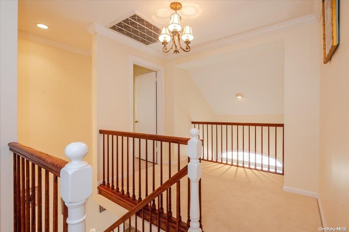 Hempstead, New York 11509, United States, 3 Bedrooms Bedrooms, ,3 BathroomsBathrooms,Residential,Active,29458