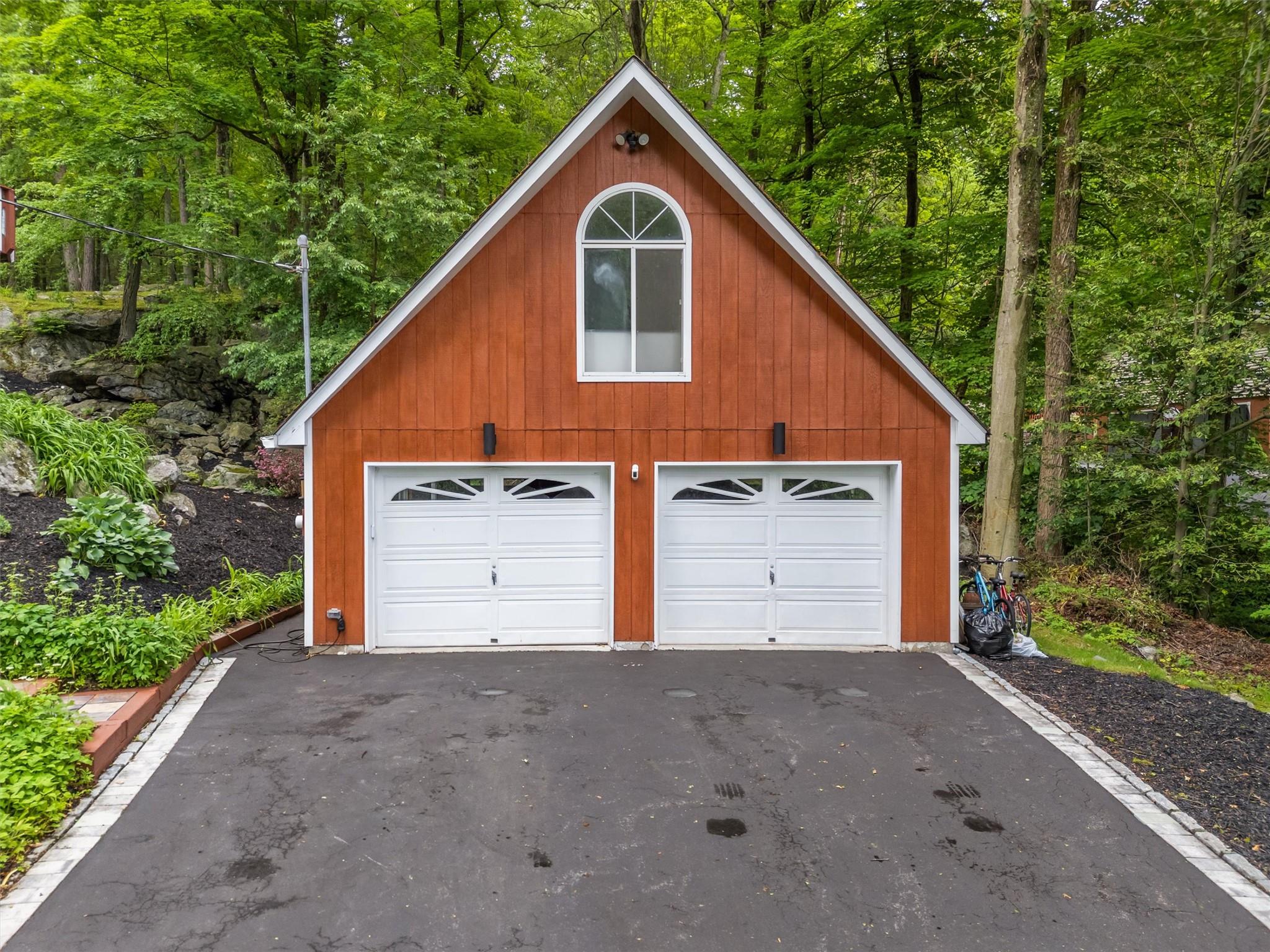 35 Brookside Avenue, Putnam Valley, New York image 36