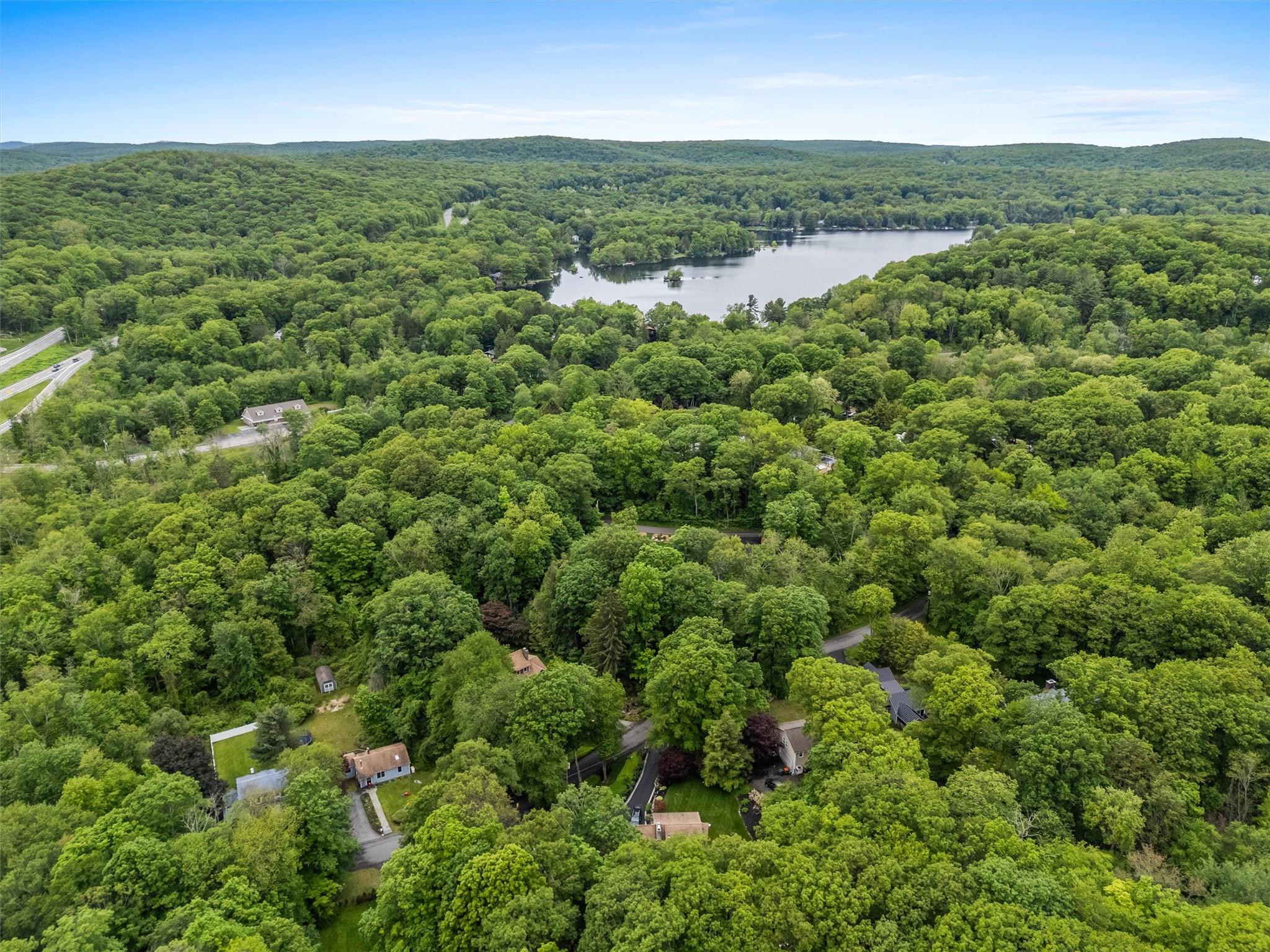 35 Brookside Avenue, Putnam Valley, New York image 44
