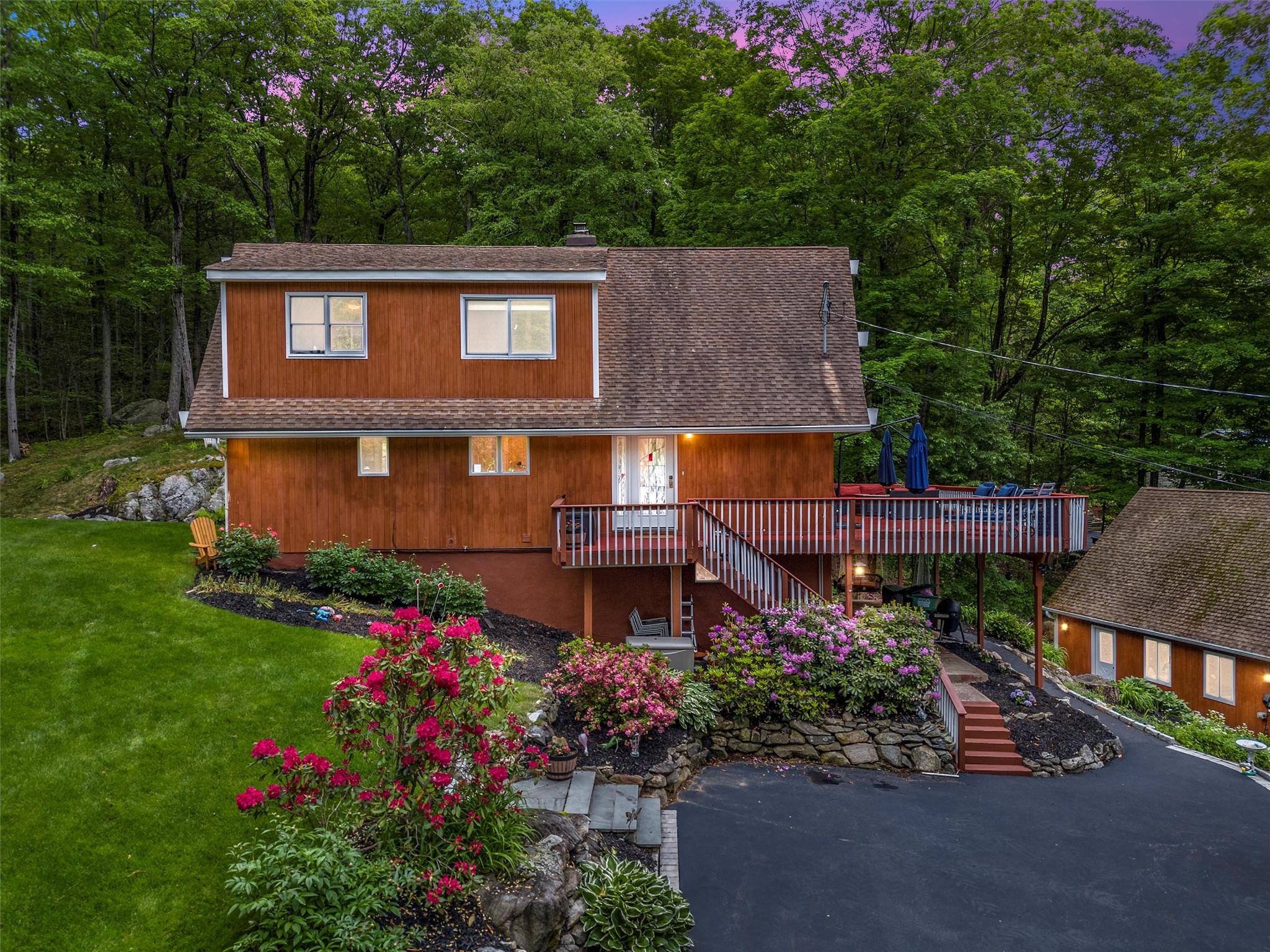 35 Brookside Avenue, Putnam Valley, New York image 1