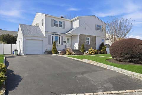 Homes For Sale - 2 Squirrel Drive<br/> East Rockaway, NY 11518