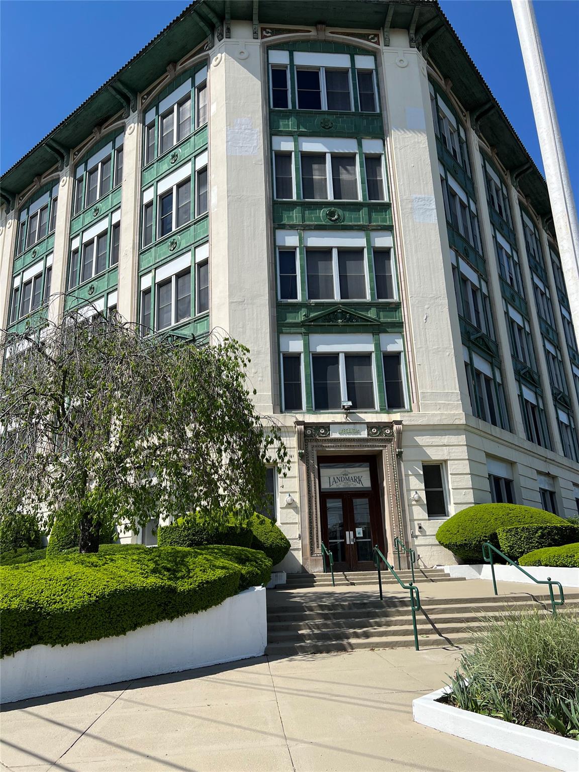 Rental Property at Landmark  #225 Square 225, Port Chester, New York - Bathrooms: 1 
Rooms: 2  - $2,300 MO.