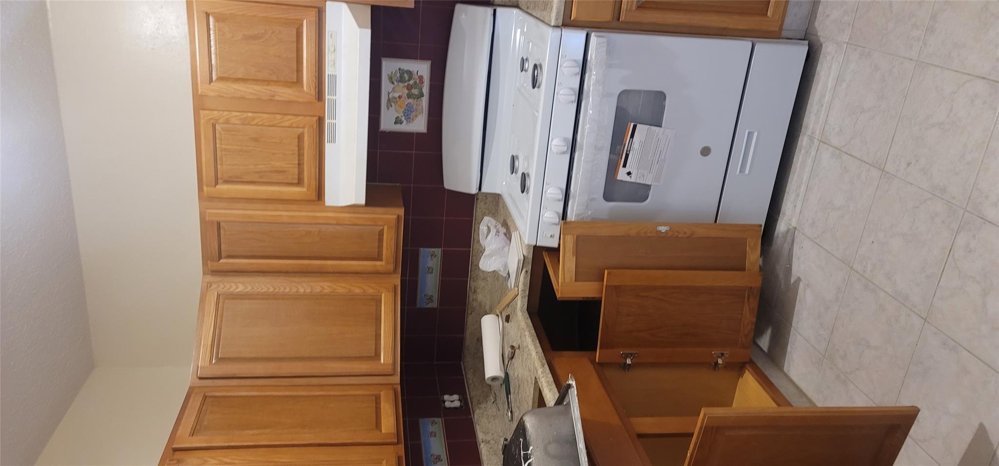 769 Saint Anns Avenue #42B, Bronx, New York image 7