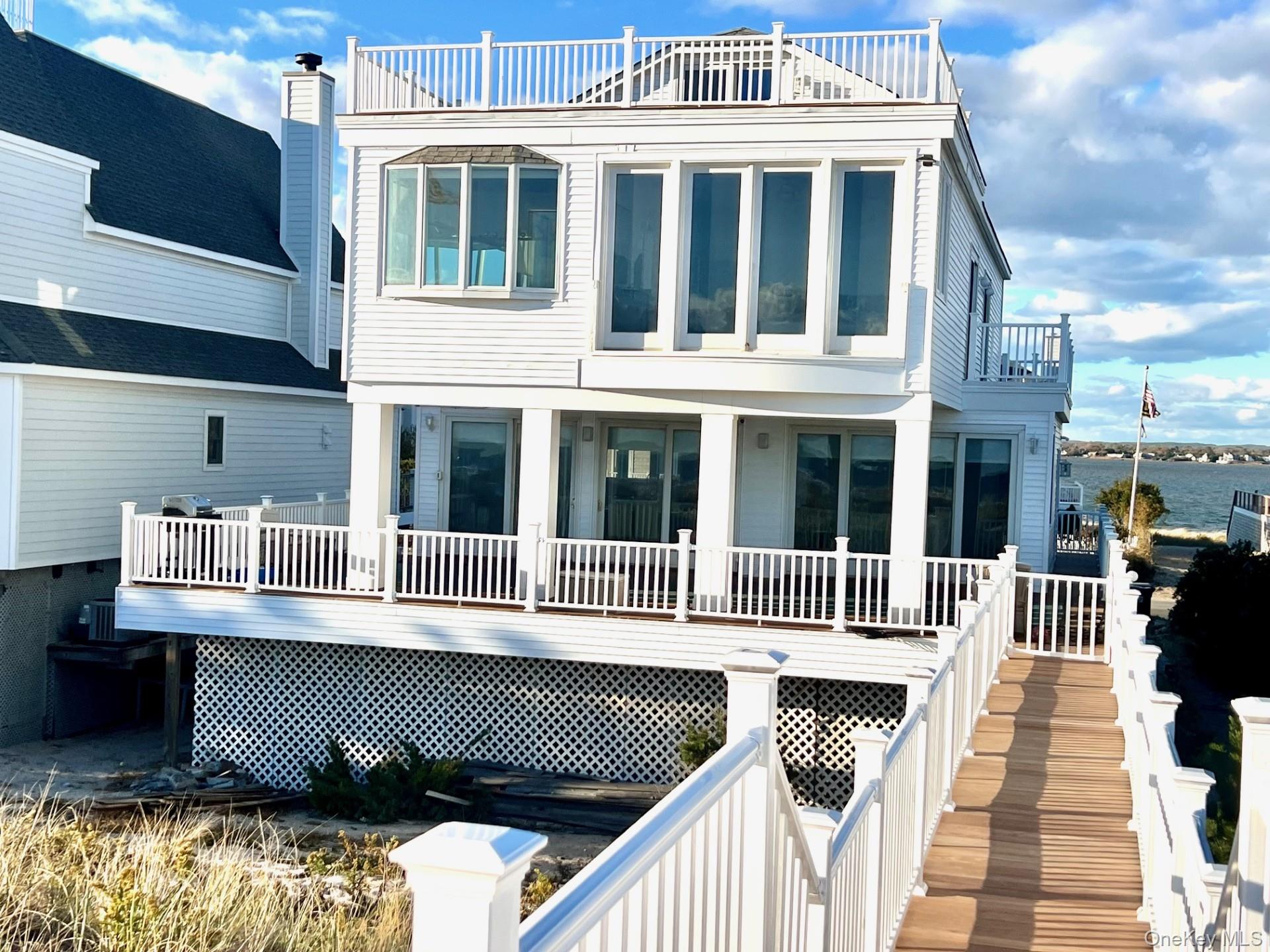 675 Dune Road