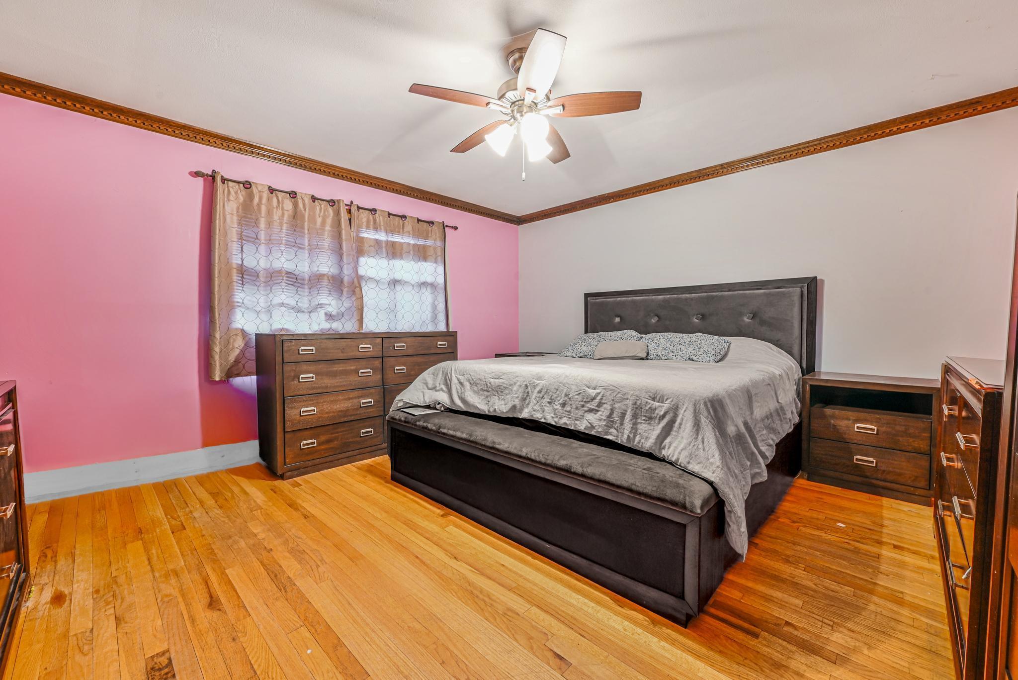 82 Coventry Gardens, Lynbrook, New York image 7