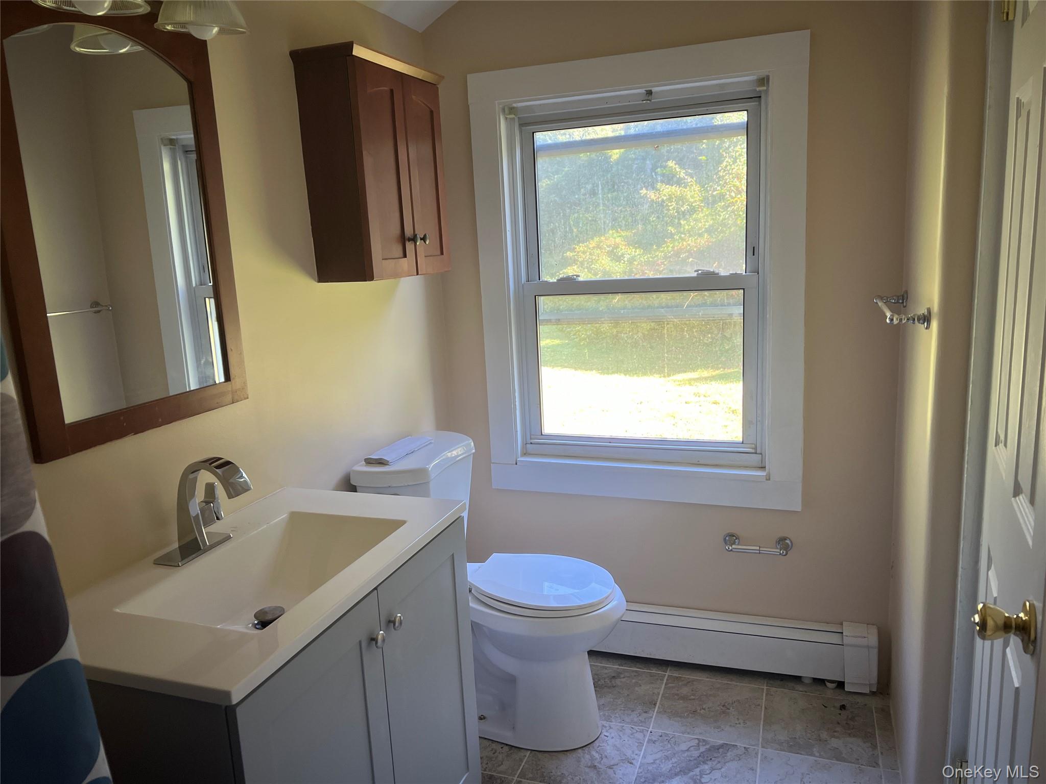 Cortlandt Manor, New York 10567, United States, 3 Bedrooms Bedrooms, ,2 BathroomsBathrooms,Residential,Active,218374