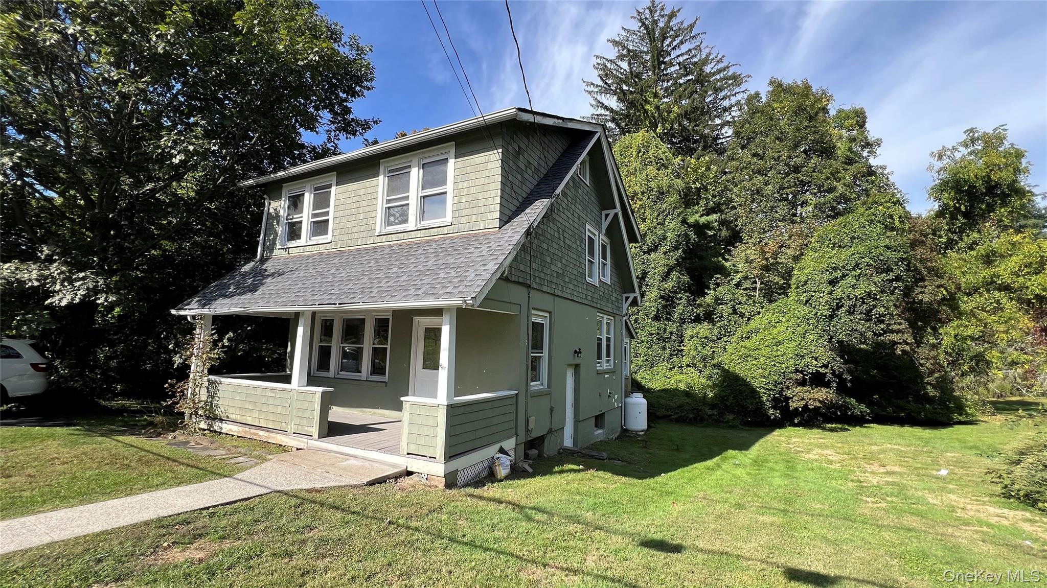 Cortlandt Manor, New York 10567, United States, 3 Bedrooms Bedrooms, ,2 BathroomsBathrooms,Residential,Active,218374