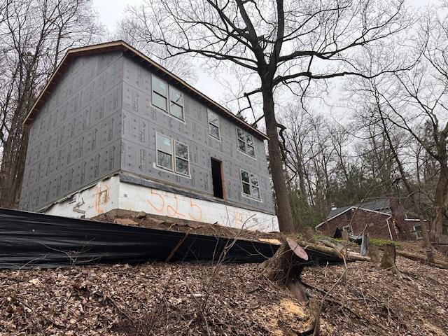 Millbrook Drive, Esopus, New York - 4 Bedrooms  
3 Bathrooms  
9 Rooms - 