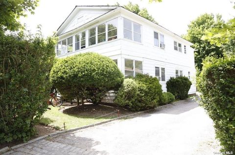 39 Halsey Avenue Southampton NY 11968