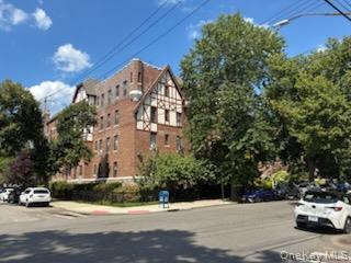 Photo of 160-15 Powells Cove Boulevard #E301, Beechhurst, NY 11357 (MLS # 1029434)
