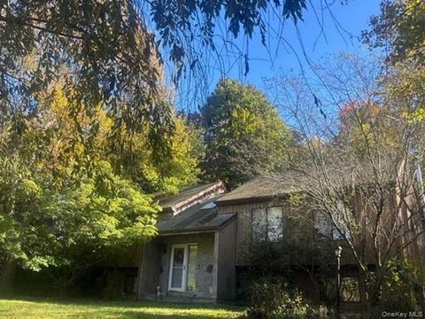 Multifamily For Sale - 1203 Old Post Rd Rte 35<br/> South Salem, NY 10590