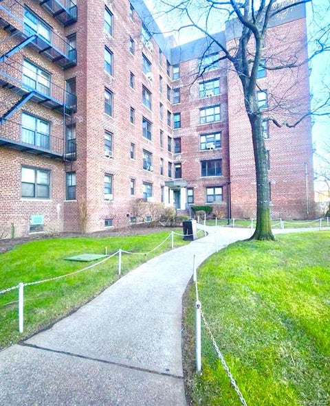 Homes For Sale - 113-15 34 Ave #5C<br/> Queens County, Corona, NY 11368