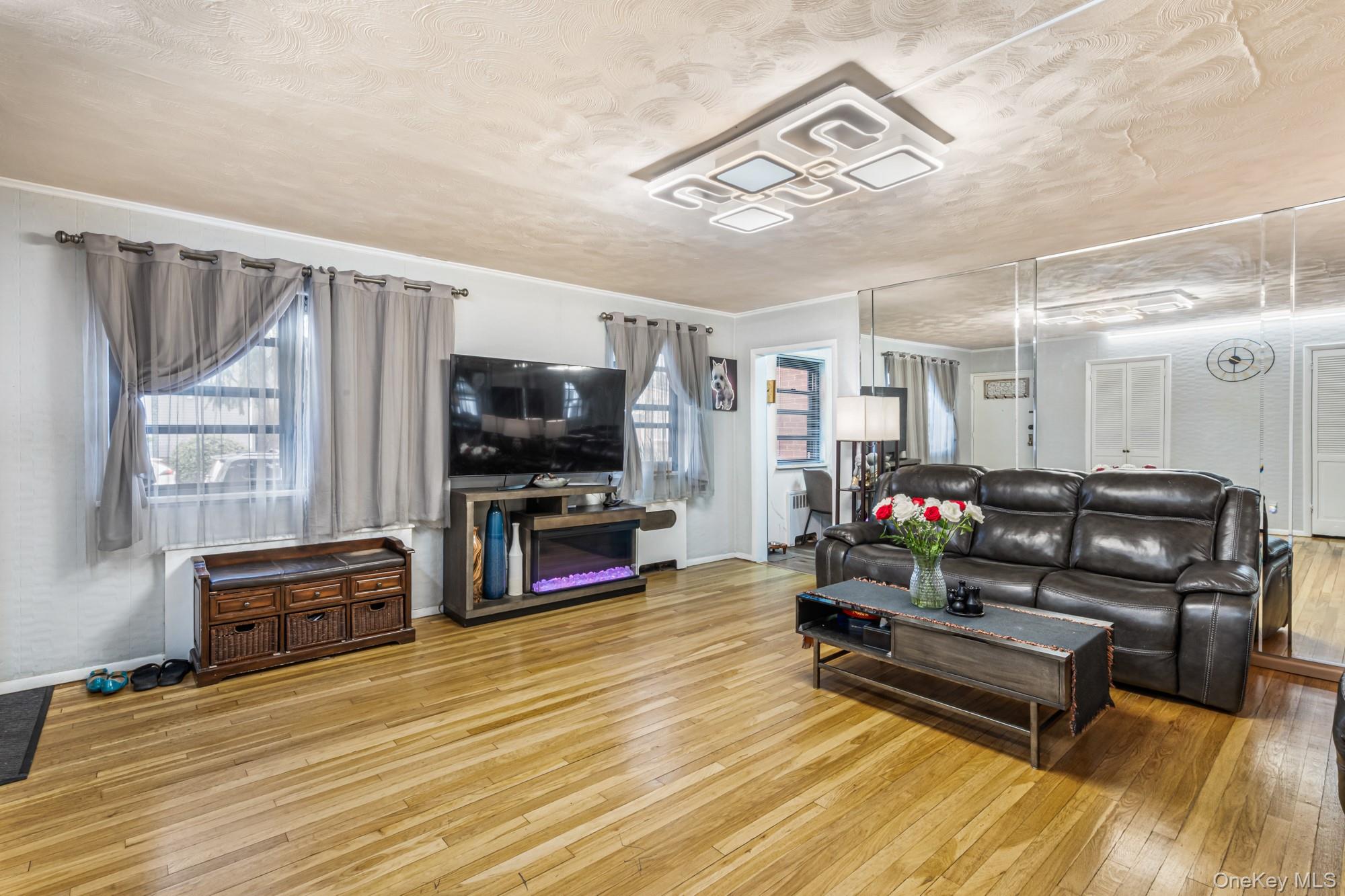 1907 166th Street Lower