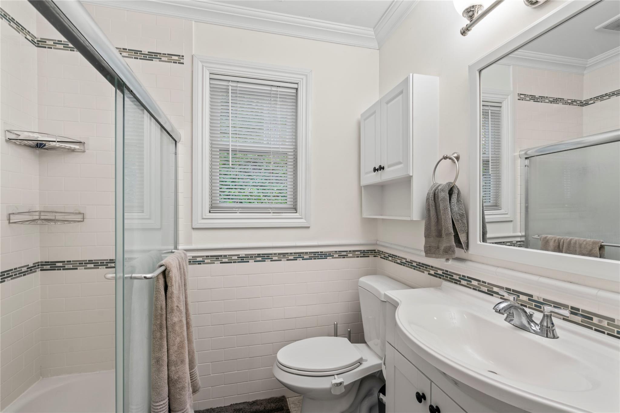 65 Bayview Drive, Huntington, New York image 10
