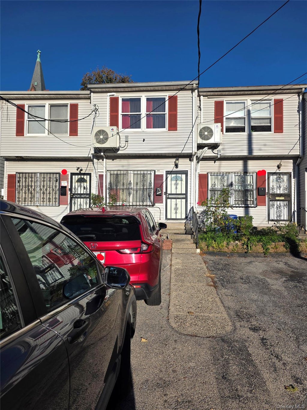 Photo of 115 S 9th Avenue, Mount Vernon, NY 10550 (MLS # 1063349)