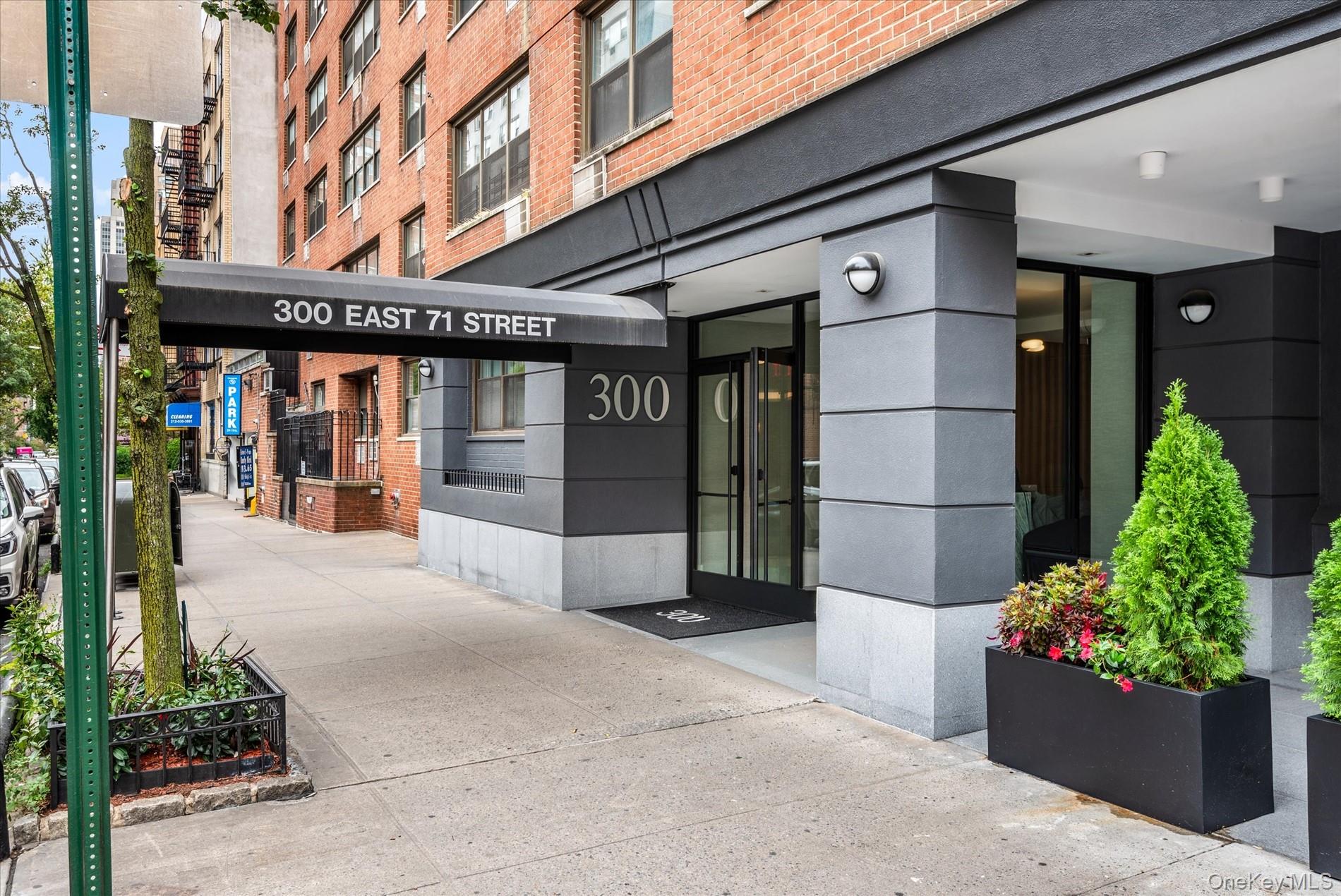 300 E 71st Street 15R