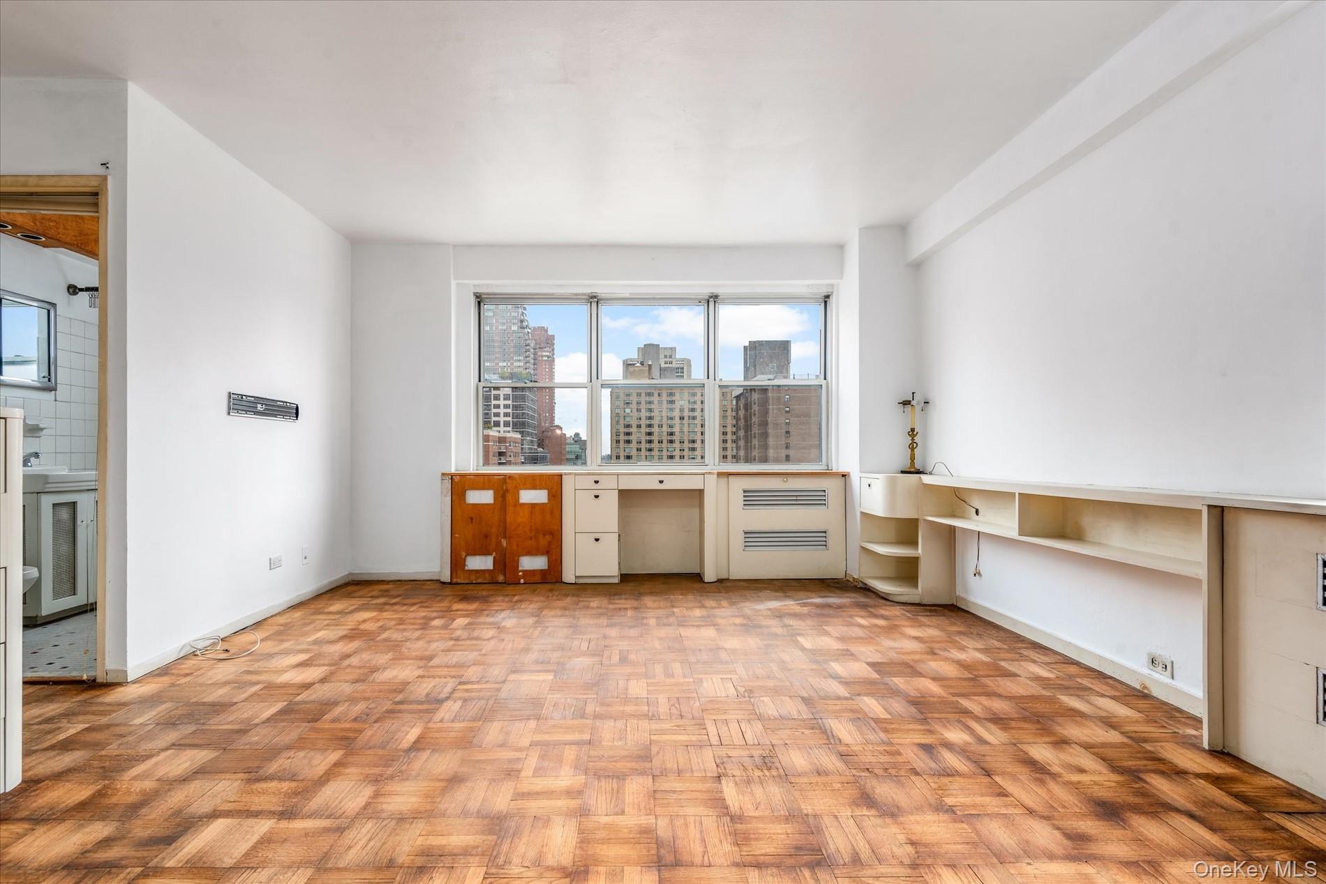 300 E 71st Street 15R