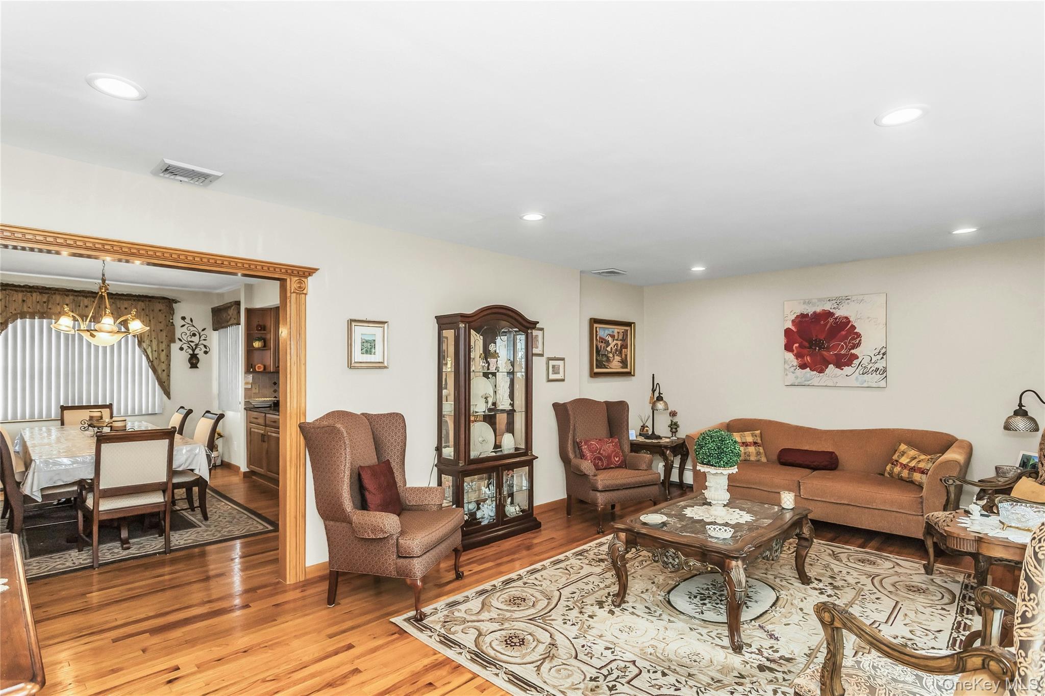 309 N Virginia Avenue