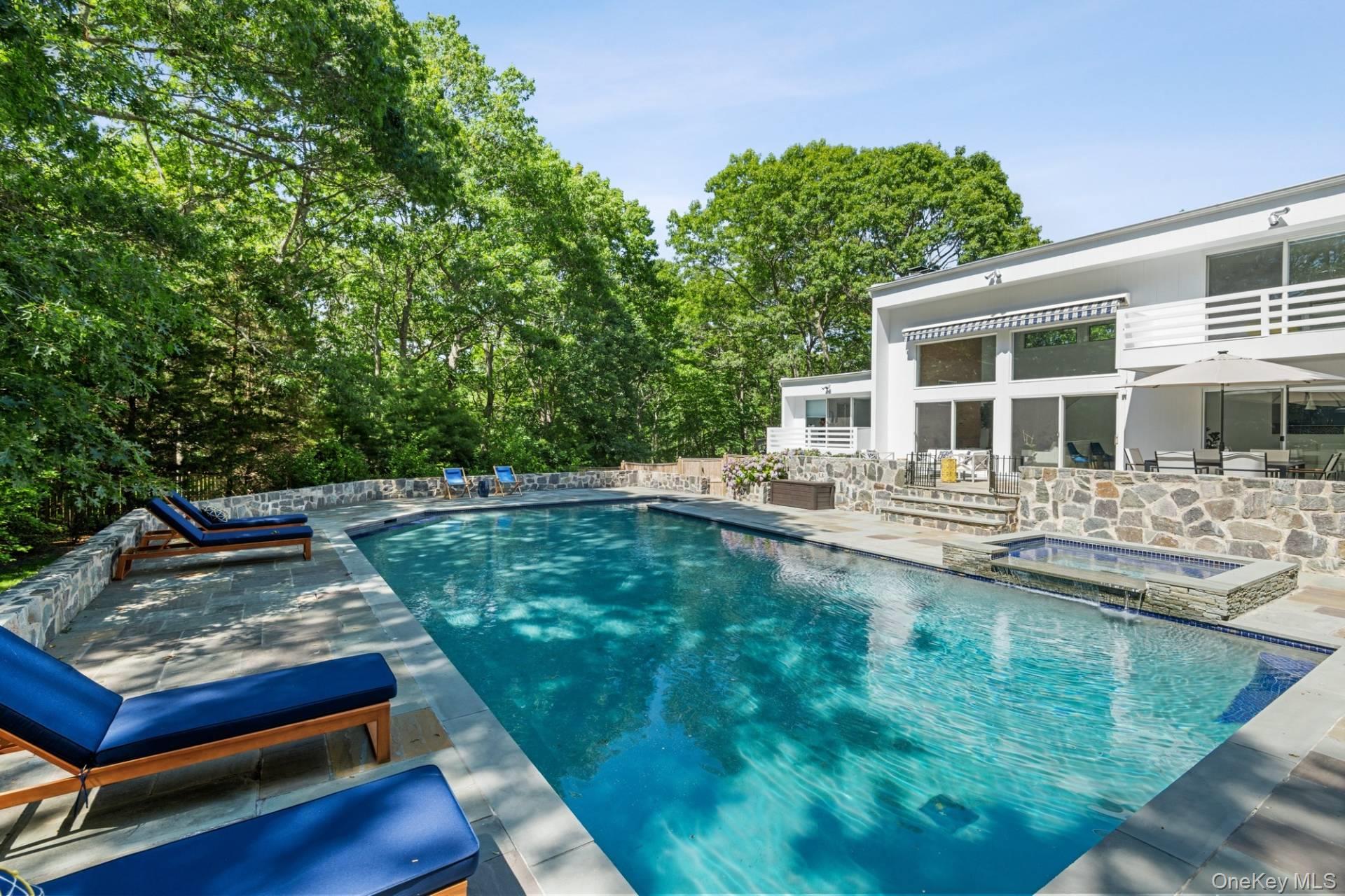 715 Hands Creek Road