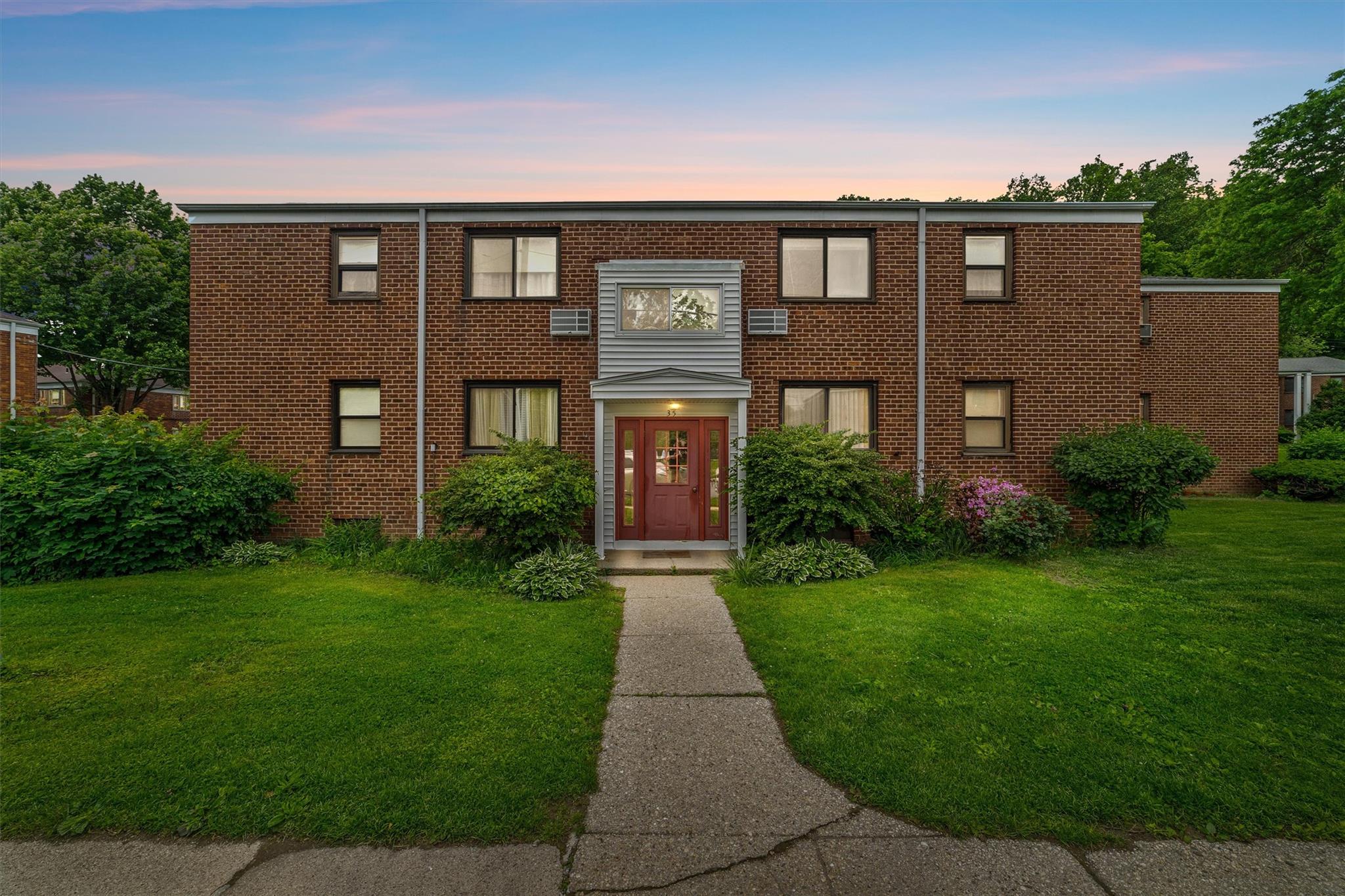 35 Lawrence Drive #A, White Plains, New York image 14