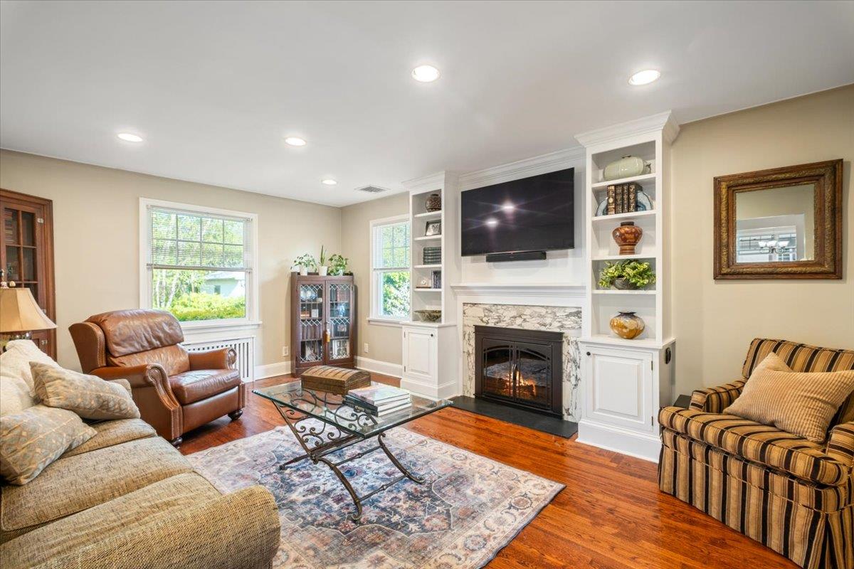 335 Heathcote Road, Scarsdale, New York image 6
