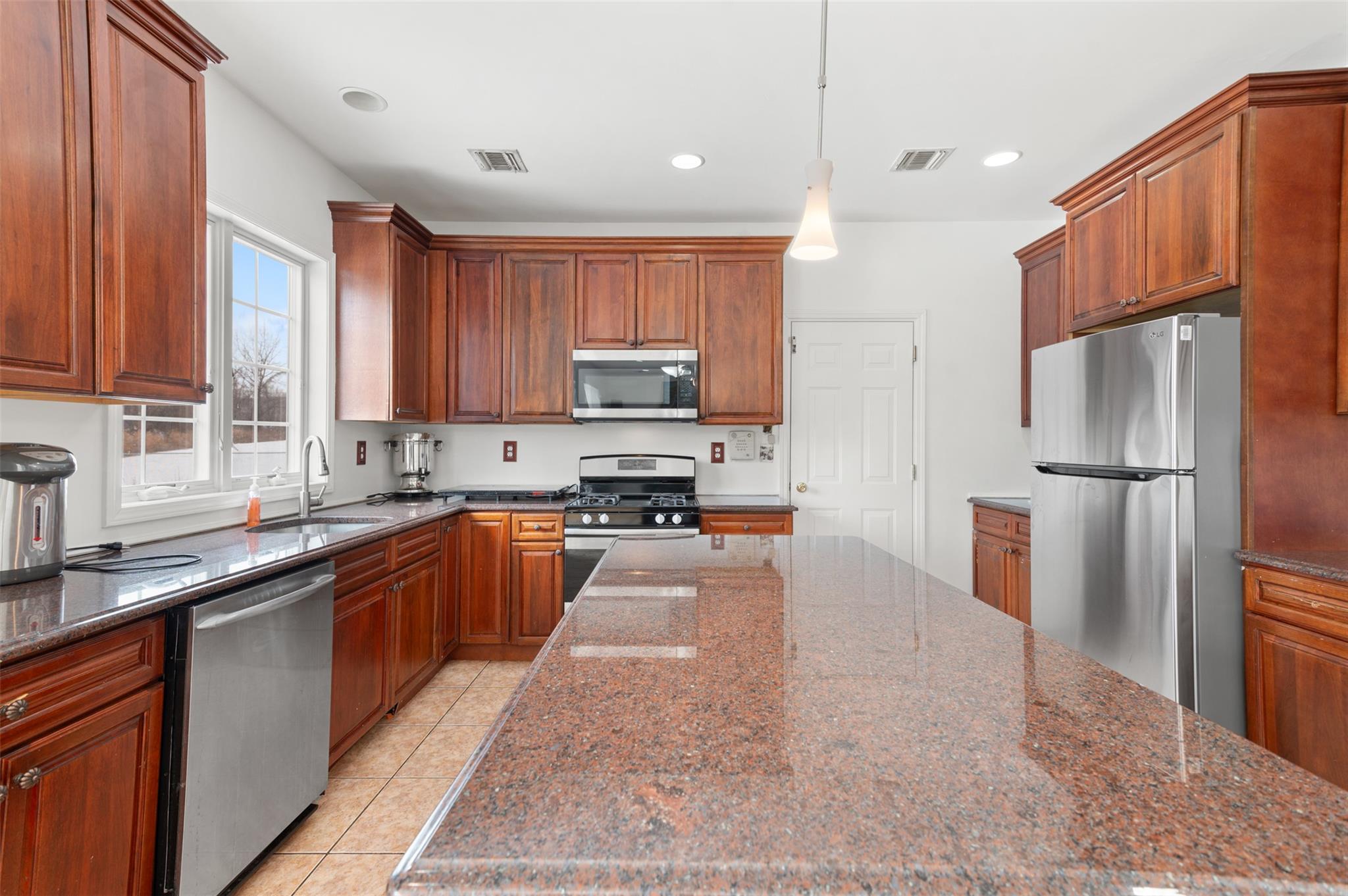 5 College Drive, Highland Mills, New York image 7