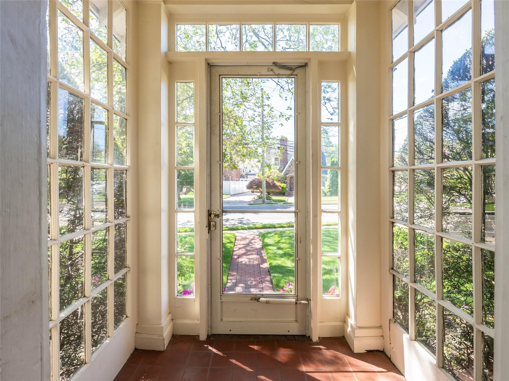 679 Saint Lukes Place, Baldwin, New York image 5