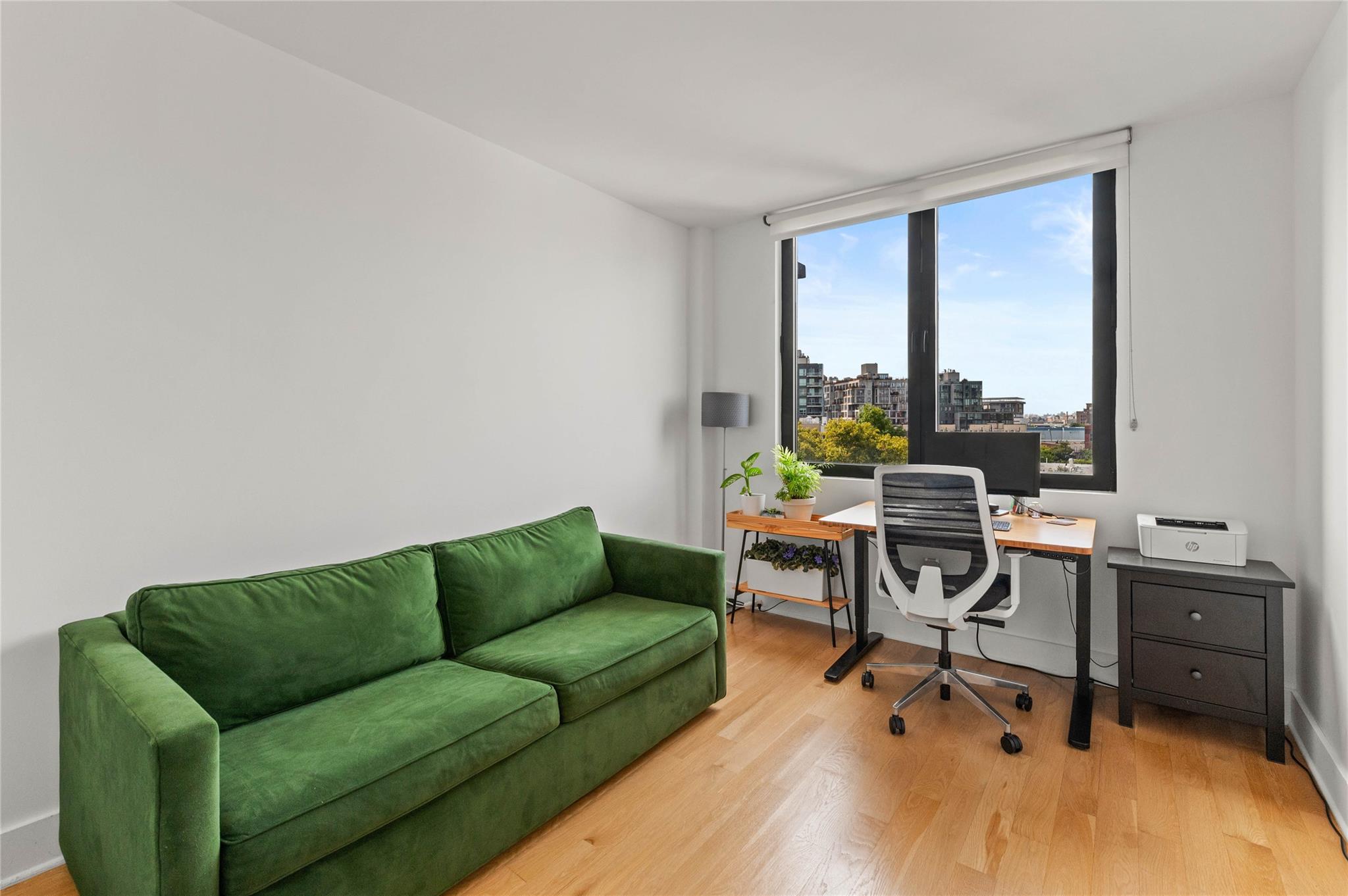 21-10 44 Drive #C-6, Long Island City, New York image 8