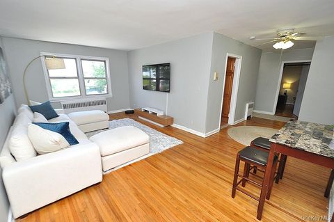 Homes For Sale - 485 Webster Avenue #B5<br/> New Rochelle, NY 10801