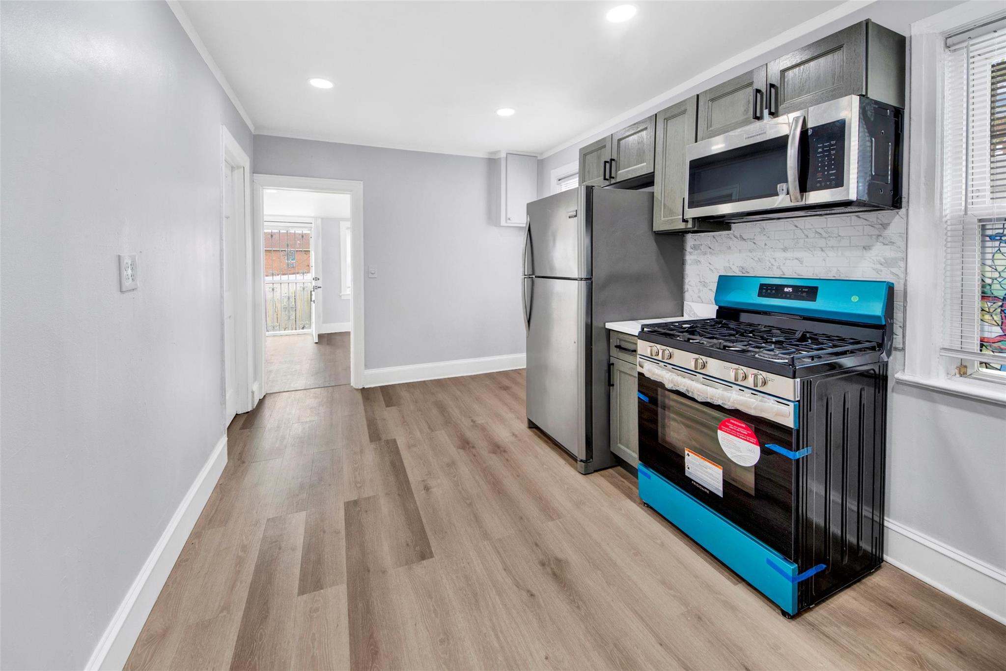 1663 Allerton Avenue, Bronx, New York image 6