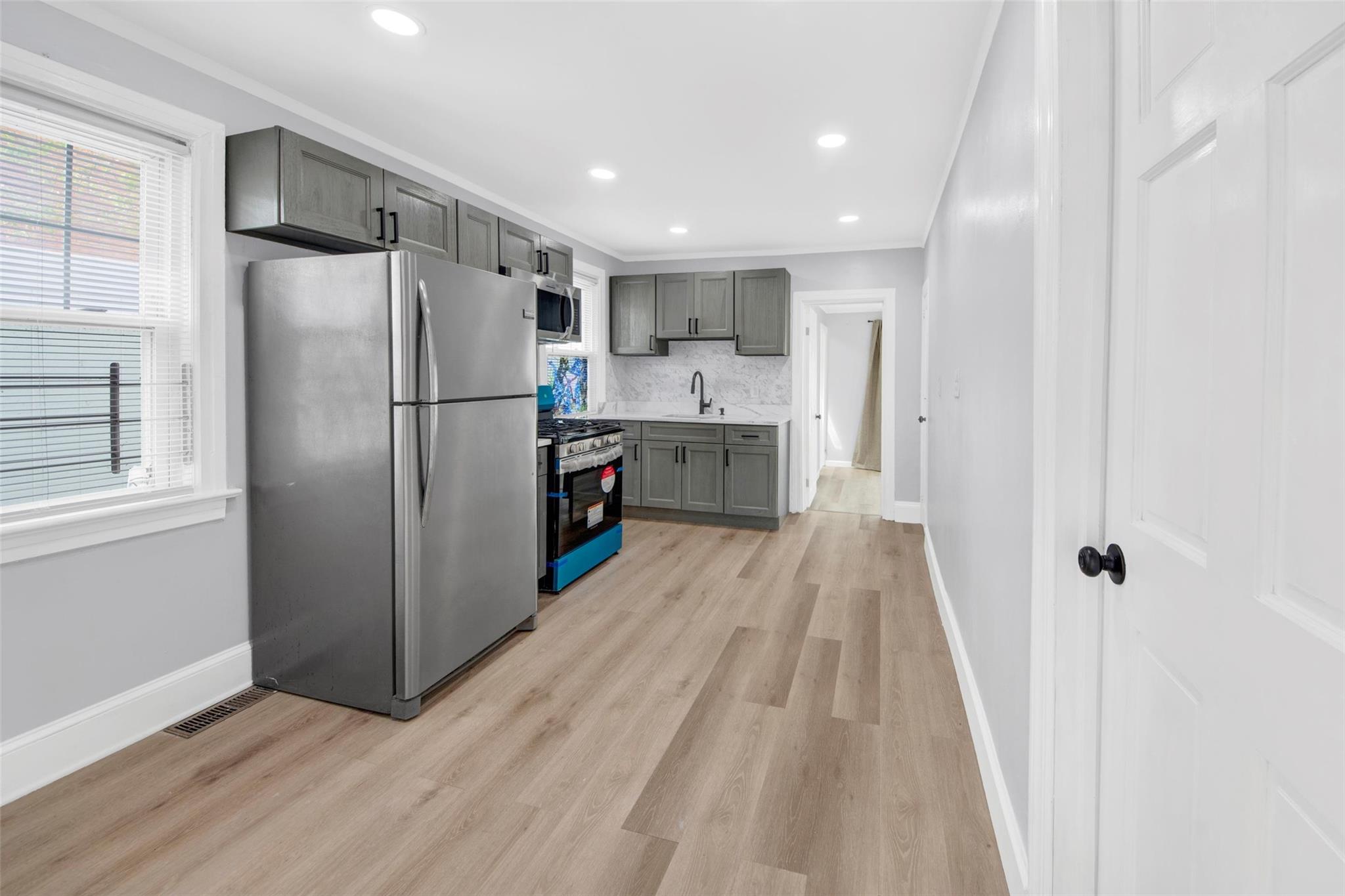 1663 Allerton Avenue, Bronx, New York image 5