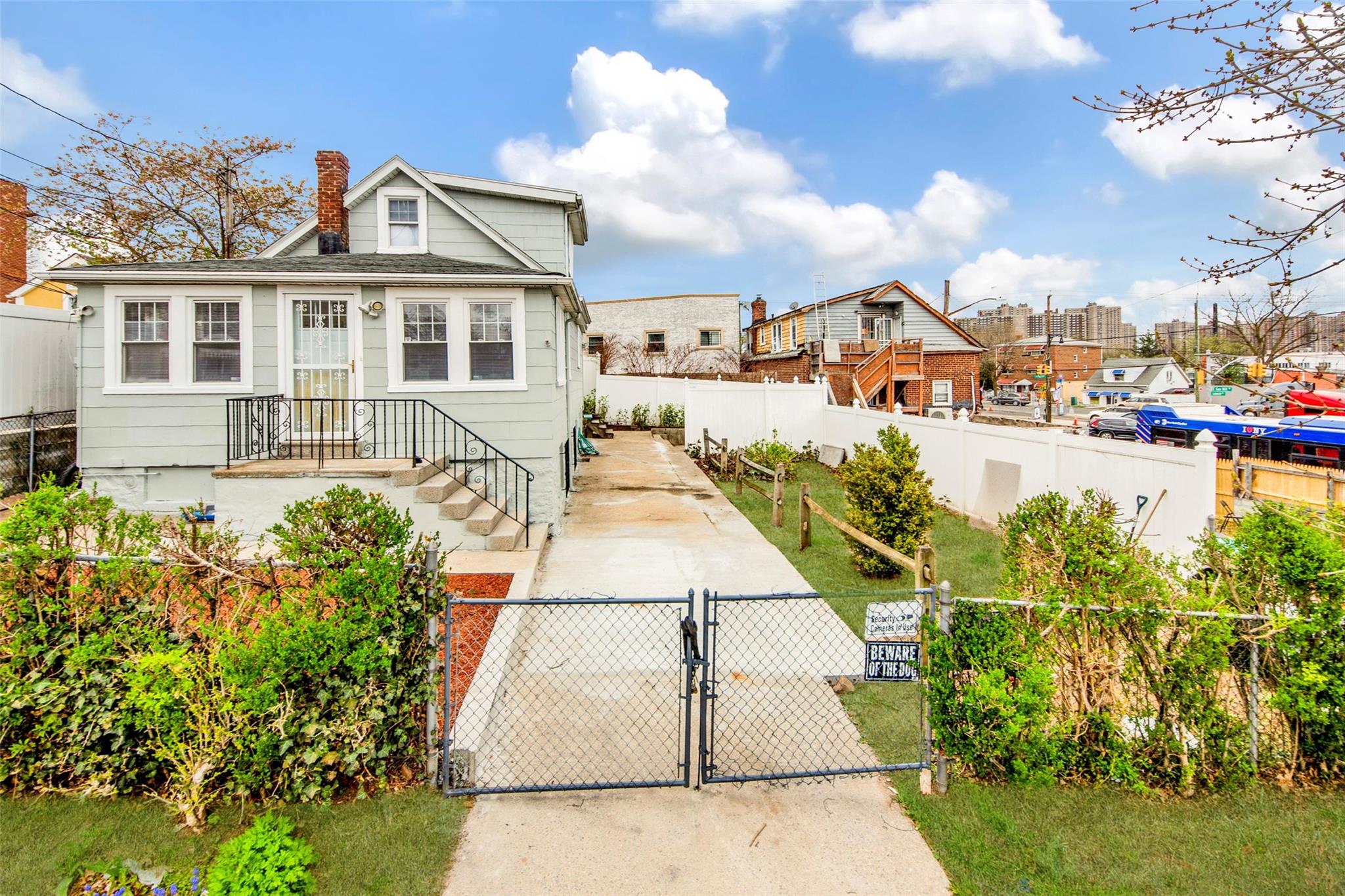 Property for Sale at Allerton Avenue, Bronx, New York - Bedrooms: 3 
Bathrooms: 1 
Rooms: 5  - $749,000