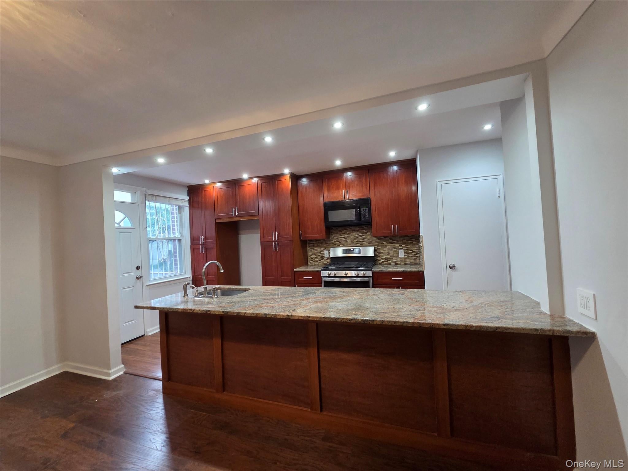 2129 Muliner Avenue - Photo 2