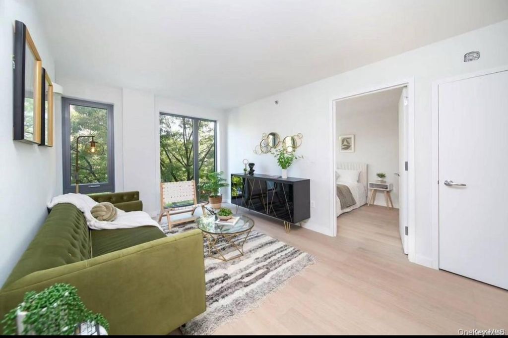 Photo of 136-80 41st Avenue #7B, Flushing, NY 11355 (MLS # 961685)