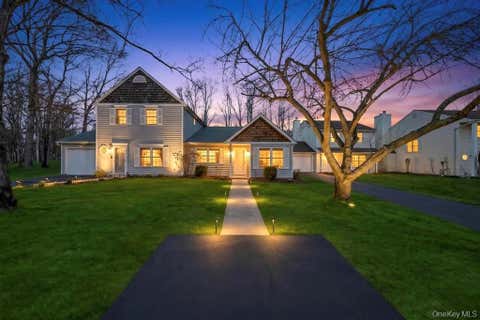 Condo For Sale - 13 Mallard Path<br/> Coram, NY 11727